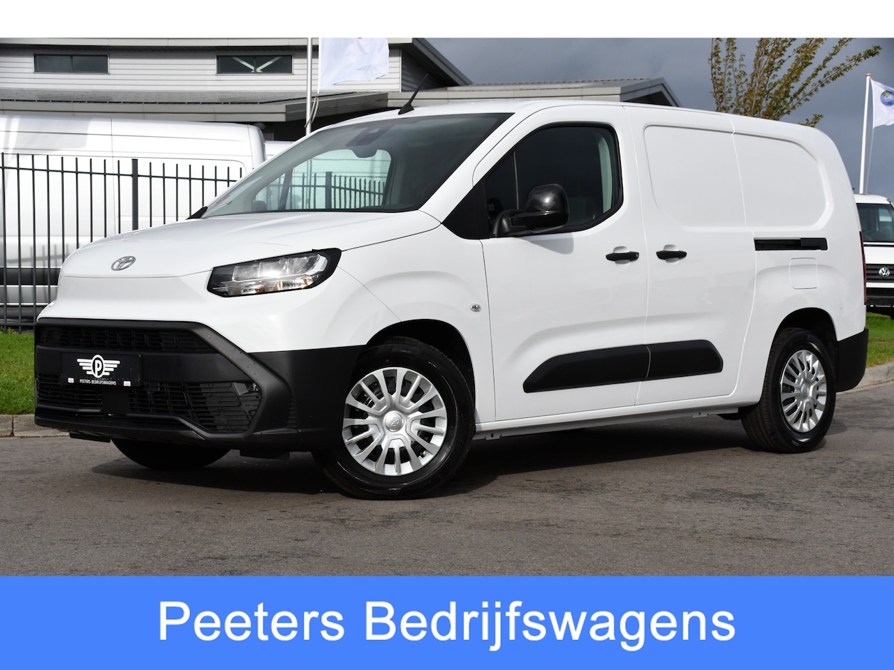 Toyota PROACE CITY Electric - l2 50 kWh PB Edition 5 x Direct Leverbaar! Camera, Cruise, 2 x Schuifdeur, Carplay, 136pk, - AutoWereld.nl
