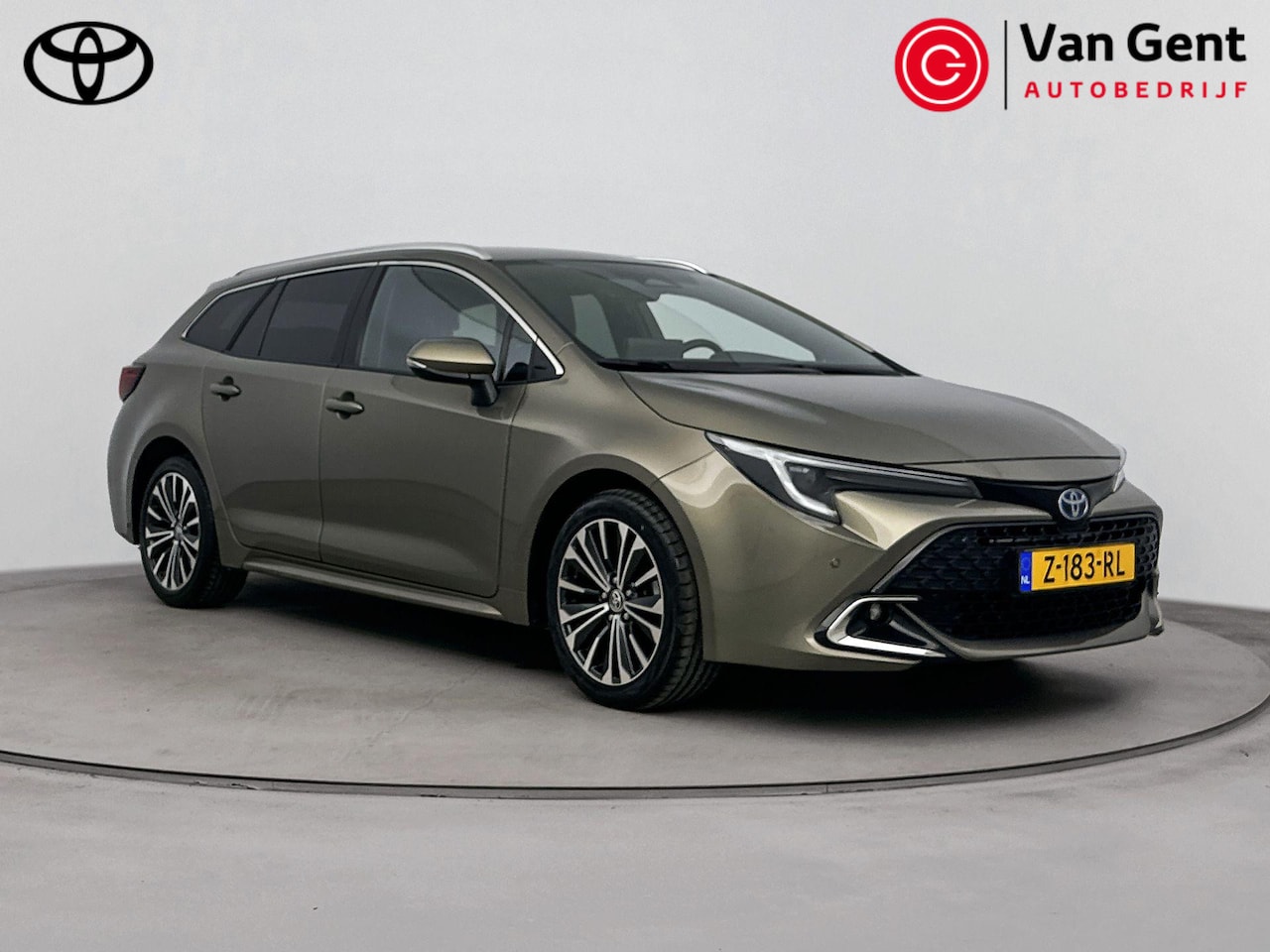 Toyota Corolla Touring Sports - Hybrid 140 Dynamic | Navigatie | Apple Carplay / Android Auto | Stoelverwarming | Adaptive - AutoWereld.nl