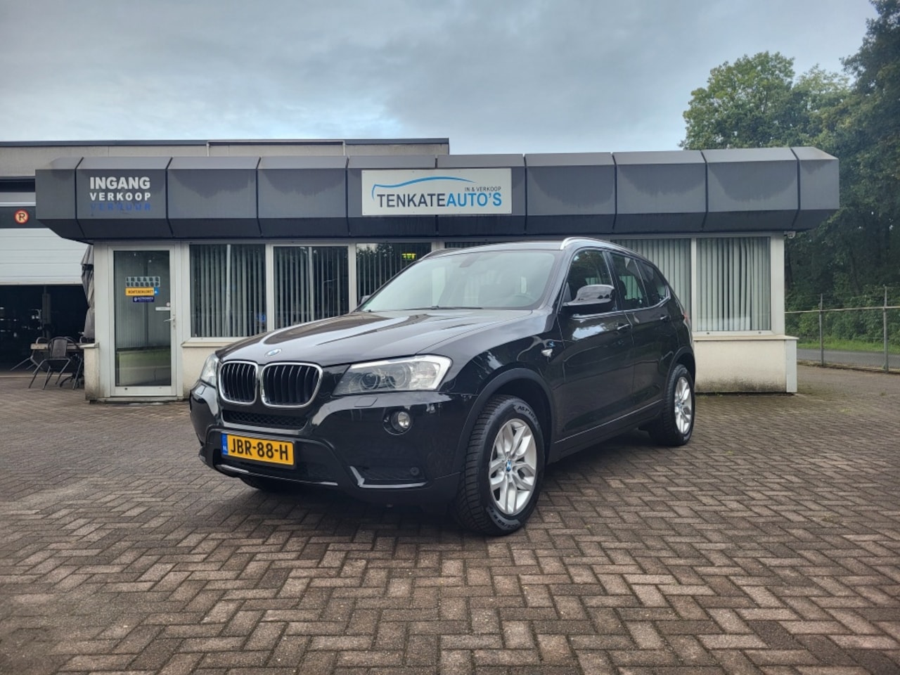 BMW X3 - xDrive20i High Exec. Pano Stoelverwarming Navi Climatronic PDC I - AutoWereld.nl