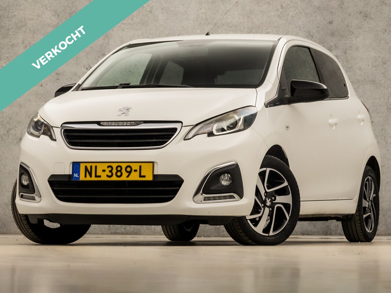 Peugeot 108 - 1.0 e-VTi Sport Automaat (CAMERA, LM VELGEN, SPORTSTOELEN, GETINT GLAS, BLUETOOTH, MULTIFU - AutoWereld.nl