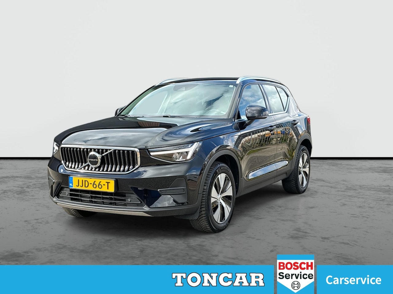Volvo XC40 - 1.5 T4 Plug-in hybrid Core Bright 211 PK | Park Assist | Climate Pack - Verwarmd stuur / s - AutoWereld.nl
