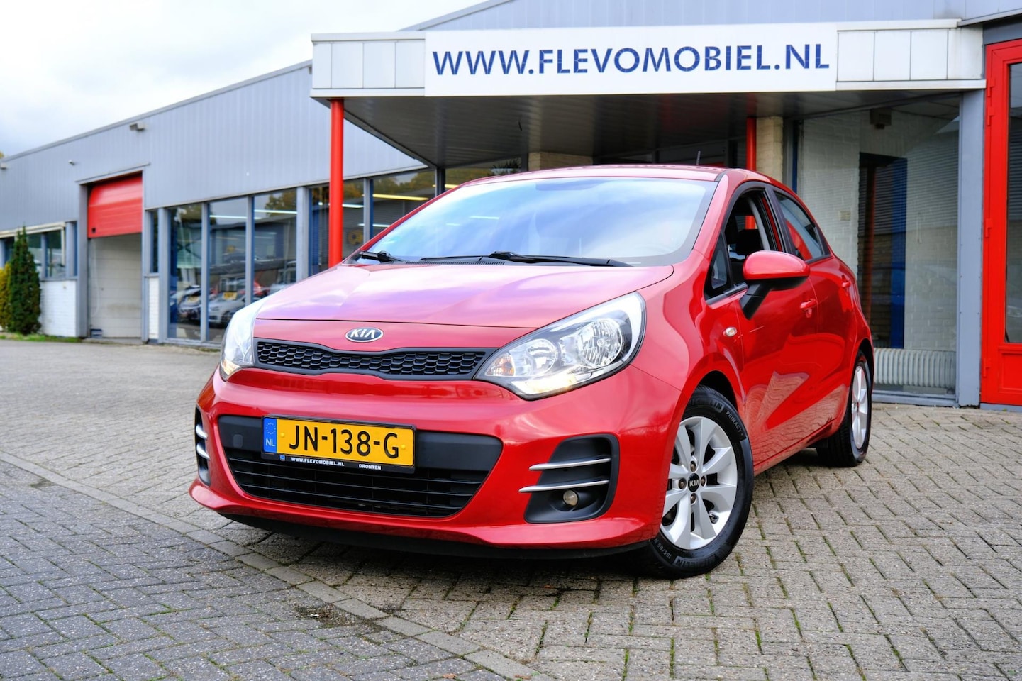 Kia Rio - 1.2 CVVT ComfortPlusLine Navigator Navi|Cam|Airco|LMV - AutoWereld.nl