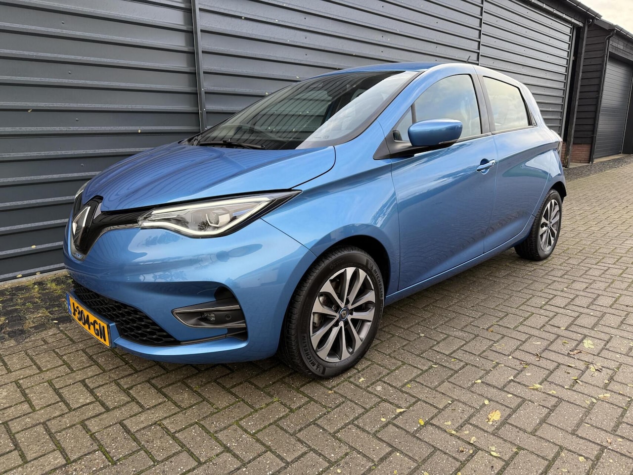 Renault Zoe - R135 Zen 52 kWh Koop Accu,SOH 91%,Camera Pdc V+A clima - AutoWereld.nl