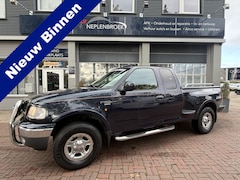Ford F150 - USA 5.4 Supercab V8, het is een 6 persoon lpg