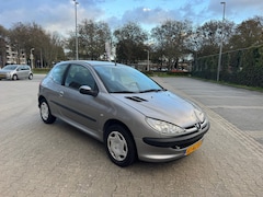 Peugeot 206 - 1.4 X-line