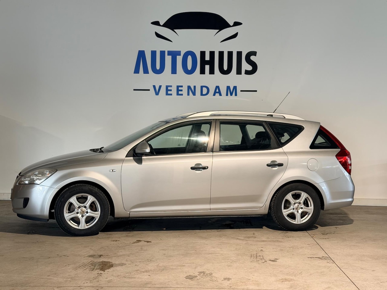 Kia Cee'd Sporty Wagon - 1.6 X-tra 1.6 X-tra - AutoWereld.nl