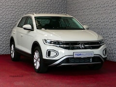 Volkswagen T-Roc - 1.5 TSI 150PK STYLE PLUS ALCANTARA IQ. ELEK.KLEP ADAP.CRUISE VIR.COCKPIT CAMERA STOEL/STUU