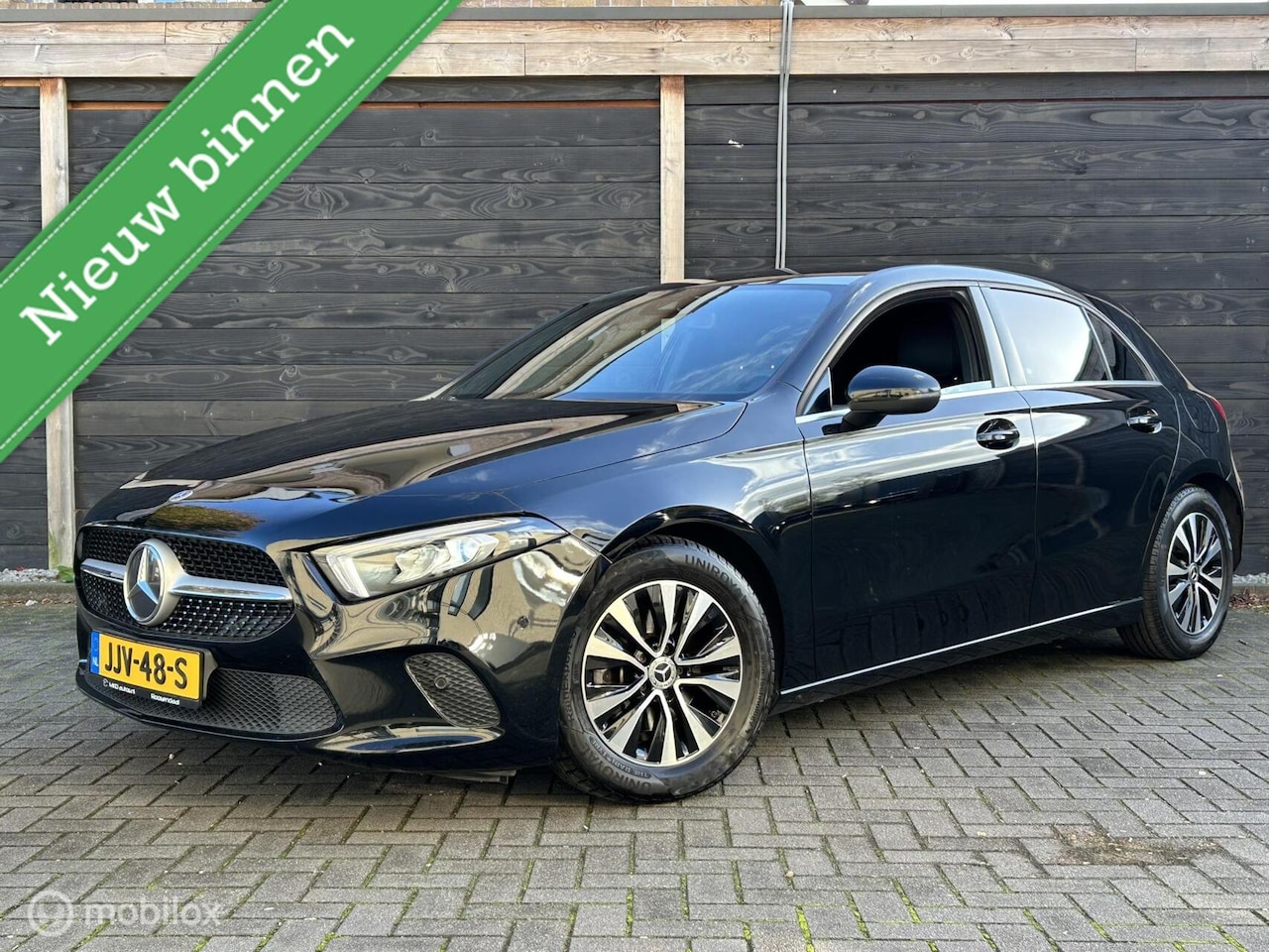 Mercedes-Benz A-klasse - 180 Business Solution FM nav / Camera / Half leder / LED - AutoWereld.nl