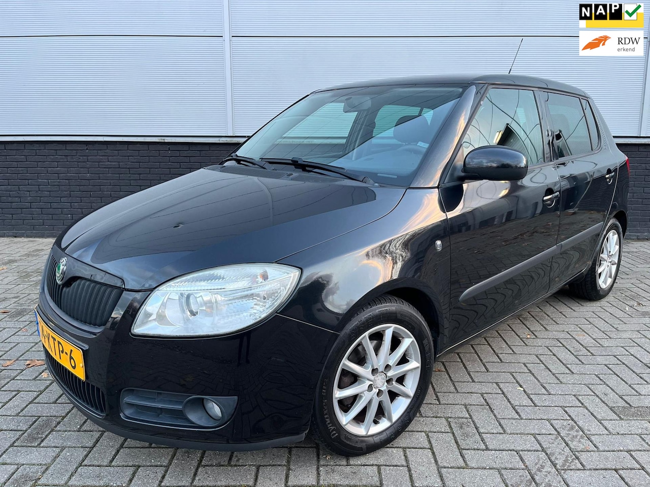 Skoda Fabia - 1.2-12V Sprint 5drs Clima - armsteun - aux - lm velgen - NAP - Orig,NL-auto - AutoWereld.nl