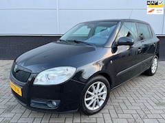 Skoda Fabia - 1.2-12V Sprint 5drs Clima - armsteun - aux - lm velgen - NAP - Orig, NL-auto