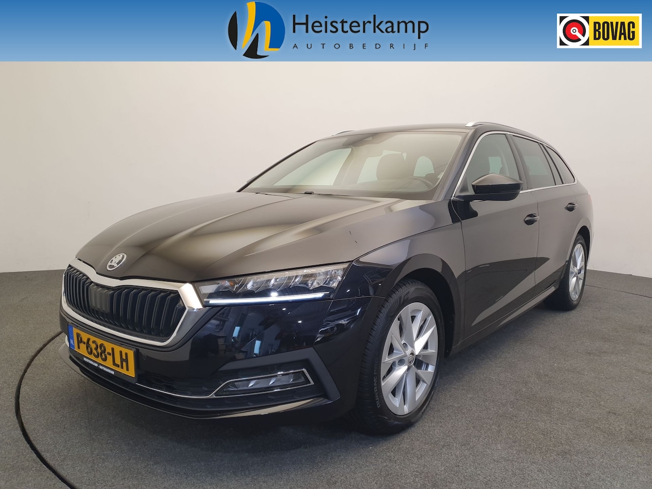 Skoda Octavia Combi - 1.0 TSI 110pk Business Edition Camera, Cruise control, Climatronic - AutoWereld.nl