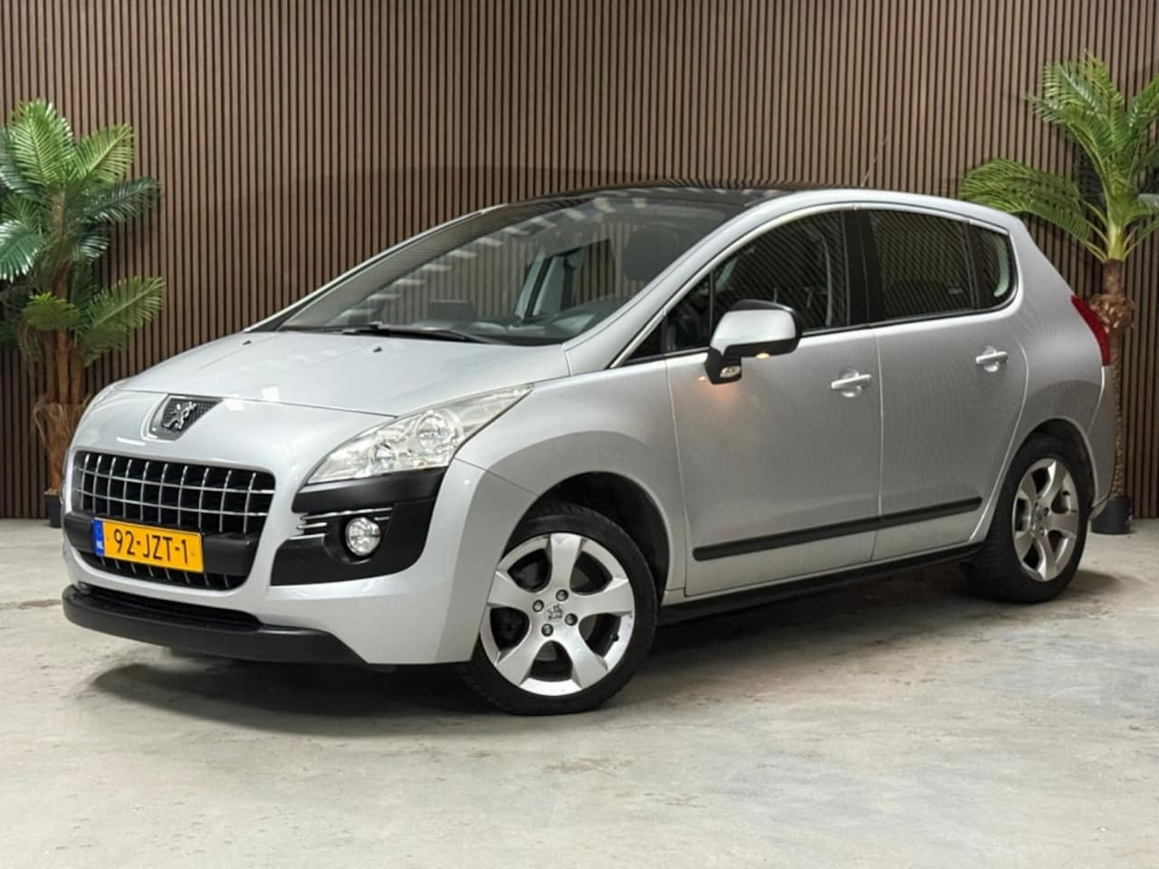 Peugeot 3008 - 1.6 THP Première 1.6 THP Première - AutoWereld.nl