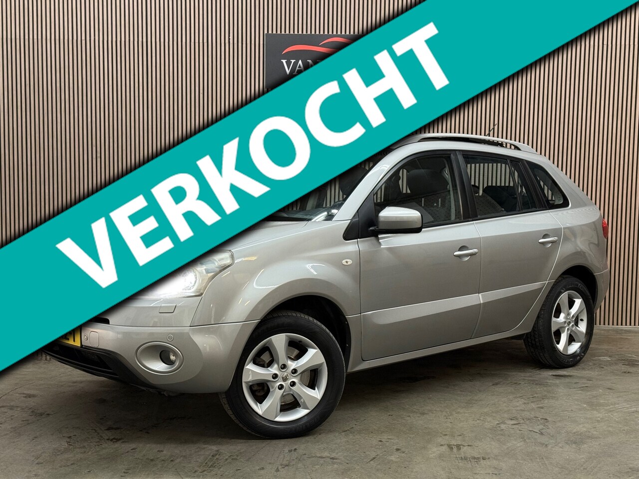Renault Koleos - 2.5 Dynamique Luxe 2008 NAVI CRUISE TREKHAAK CLIMA - AutoWereld.nl