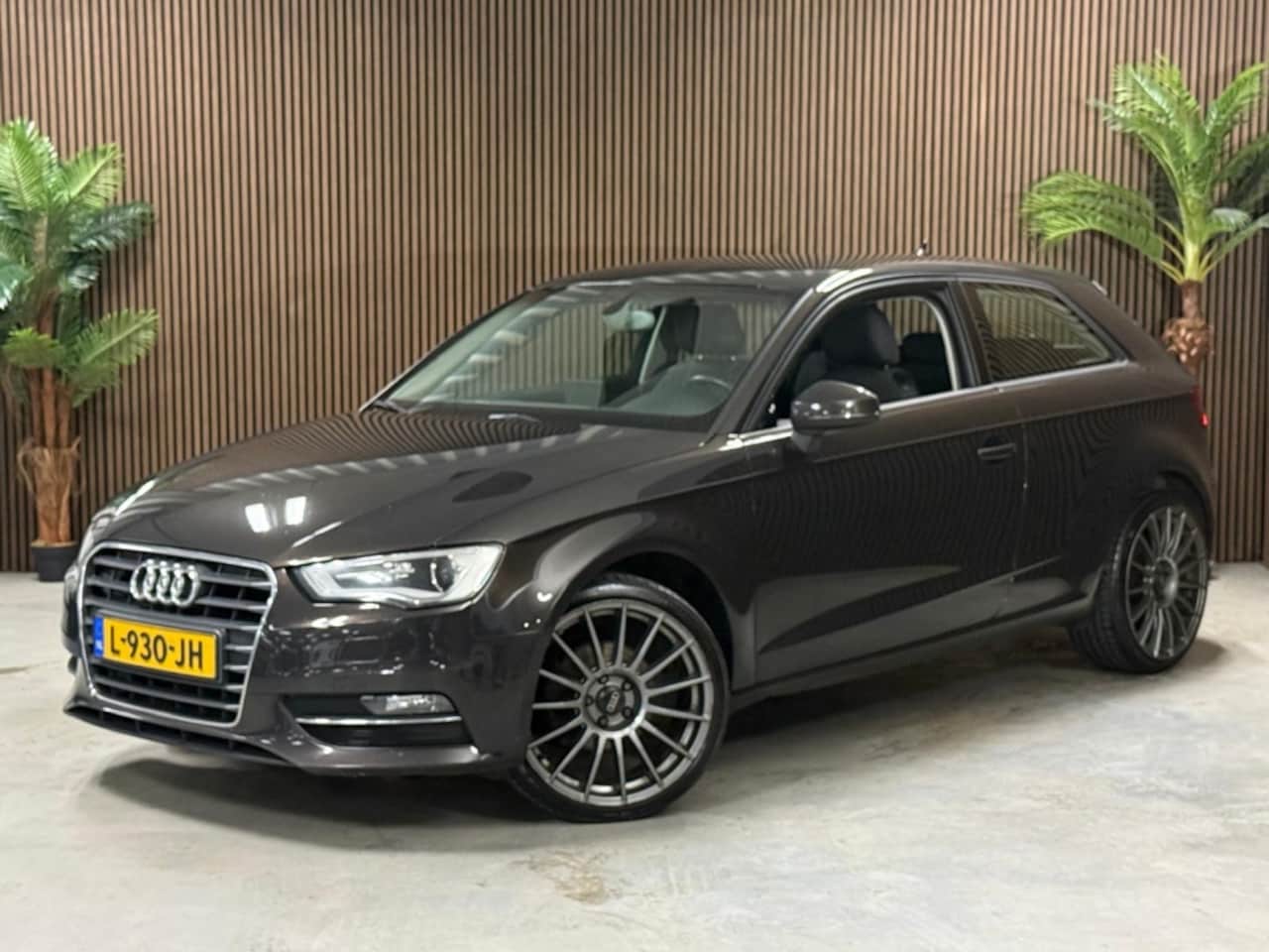 Audi A3 - 1.2 TFSI Ambit. PL S - AutoWereld.nl