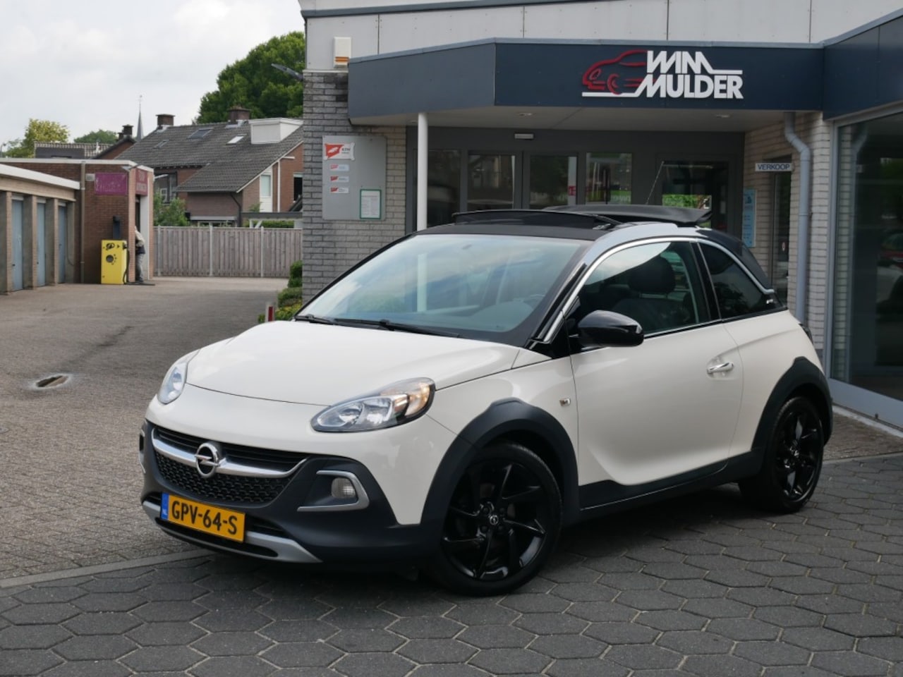 Opel ADAM - 1.0 TURBO ROCKS   **Airco//stoel+stuurverw.LM 17'' ** - AutoWereld.nl