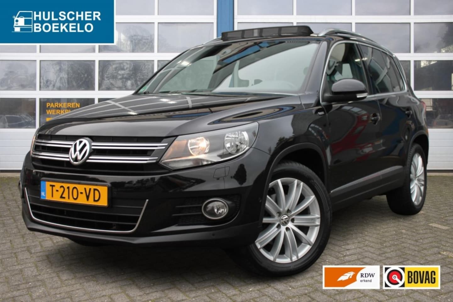 Volkswagen Tiguan - 1.4 TSI LIFE   Panorama dak / Apple Carplay / Cruise control / stoel verwarming - AutoWereld.nl