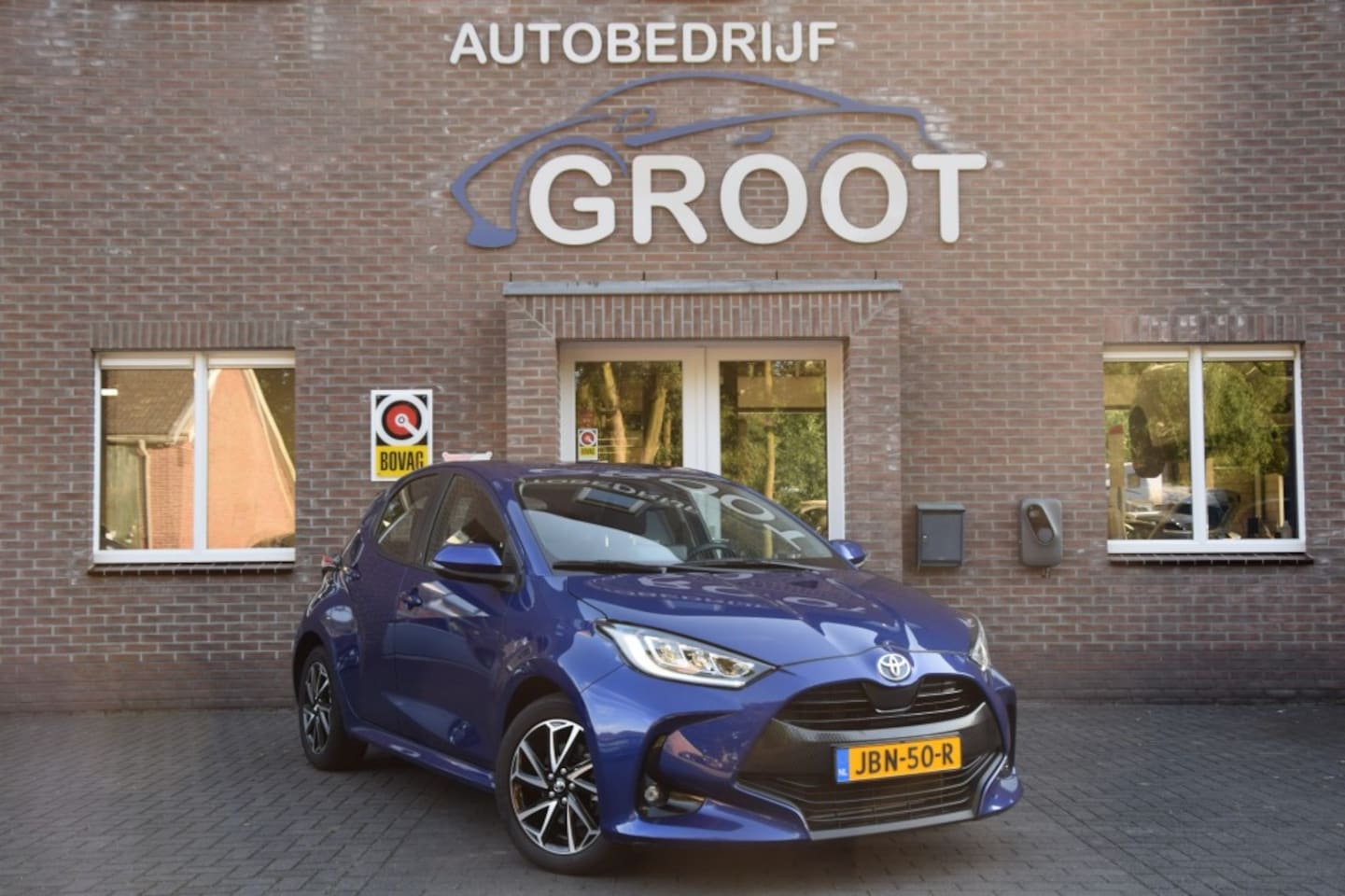 Toyota Yaris - 1.5 HYBRID CAMERA/CARPLAY/ADAP. CRUISE - AutoWereld.nl