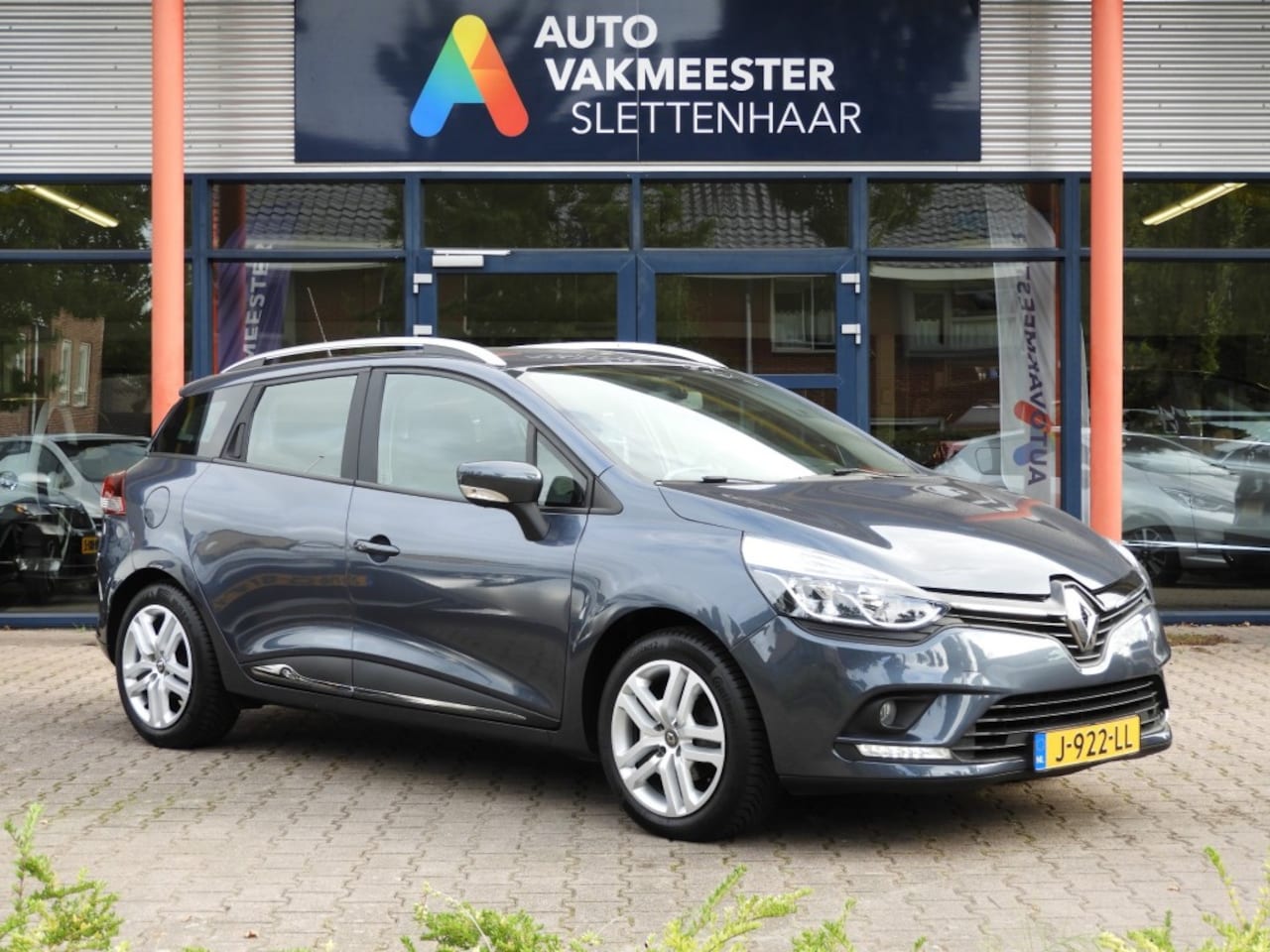 Renault Clio Estate - 0.9 TCE ESTATE CARPLAY / TREKHAAK - AutoWereld.nl