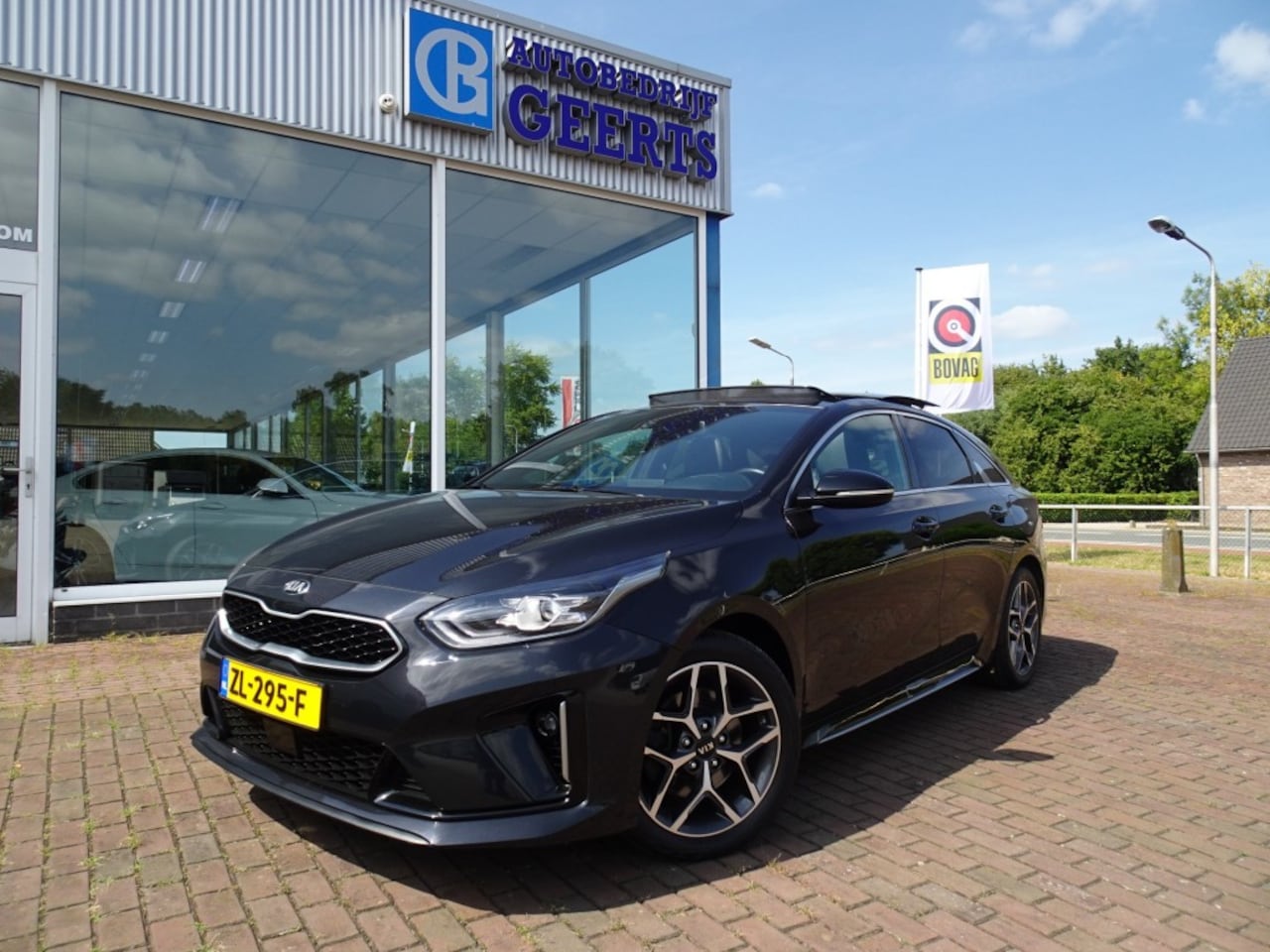Kia Pro cee'd - 1.0 T-GDI GT-LINE Panorama/Camera/PDC/Navi/LED - AutoWereld.nl