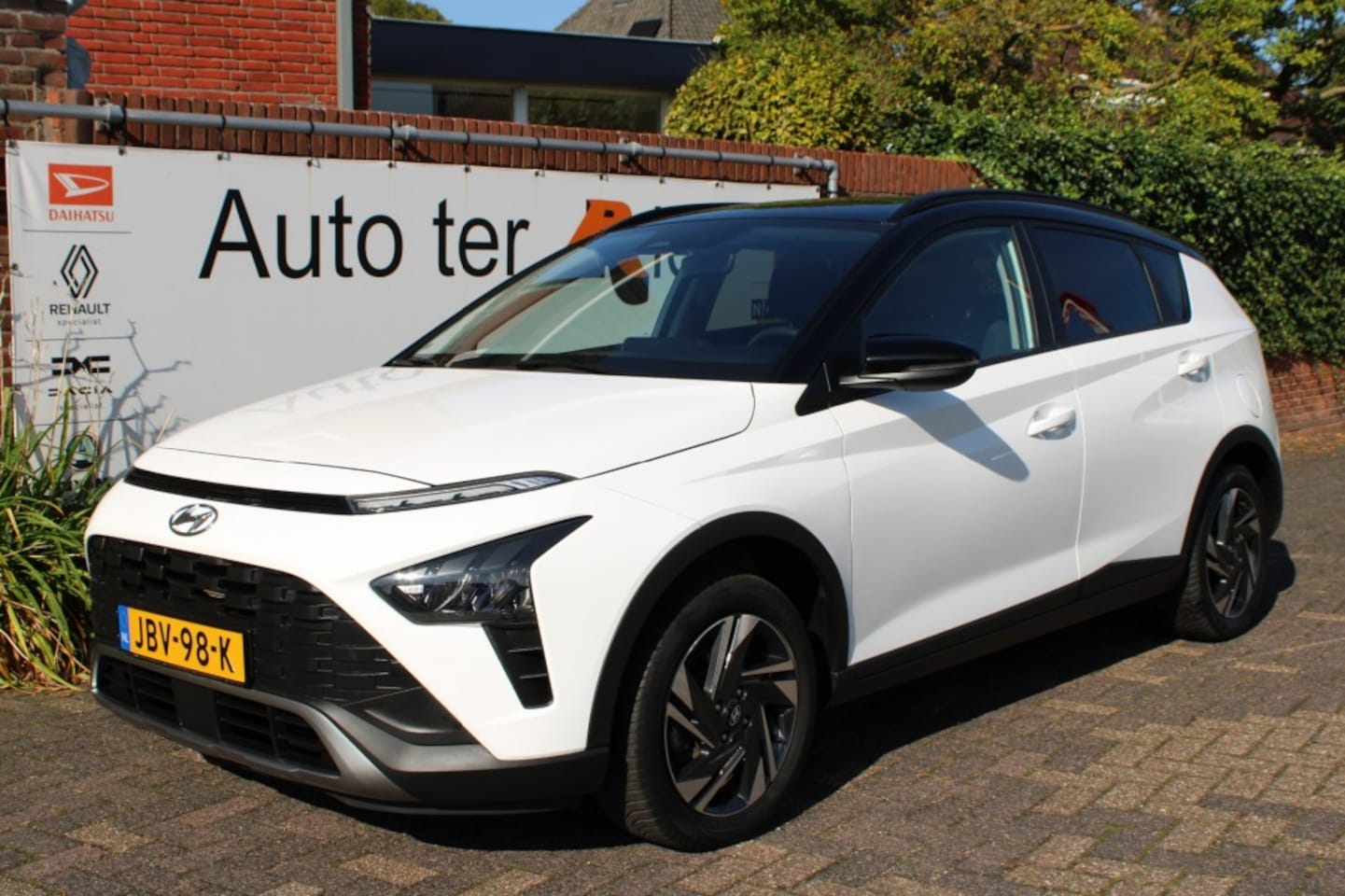 Hyundai Bayon - 1.0 12V T-GDi Premium automaat met o.a. stoelverw./stuurverw./camera,/ etc. - AutoWereld.nl
