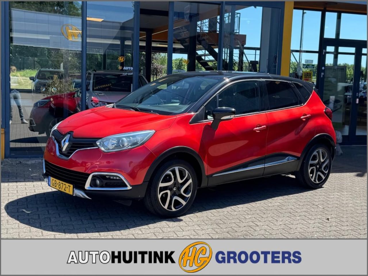 Renault Captur - 0.9 TCe Helly Hansen - camera - navi - clima control - AutoWereld.nl