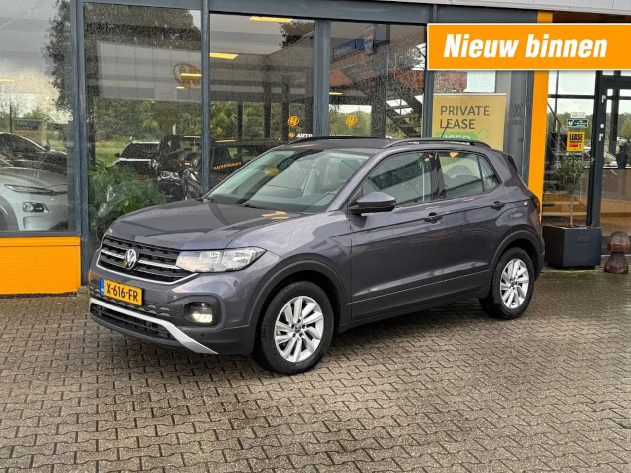 Volkswagen T-Cross - 1.0 TSI 110 pk Life  Navi/Apple/Android - digital cockpi - AutoWereld.nl