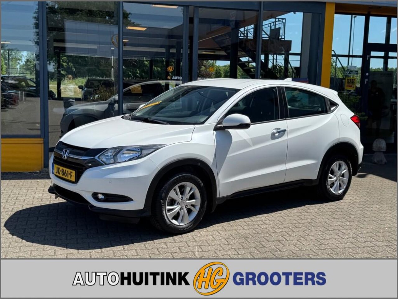 Honda HR-V - 1.5 i-VTEC Elegance - stoelverwarming - navi - AutoWereld.nl