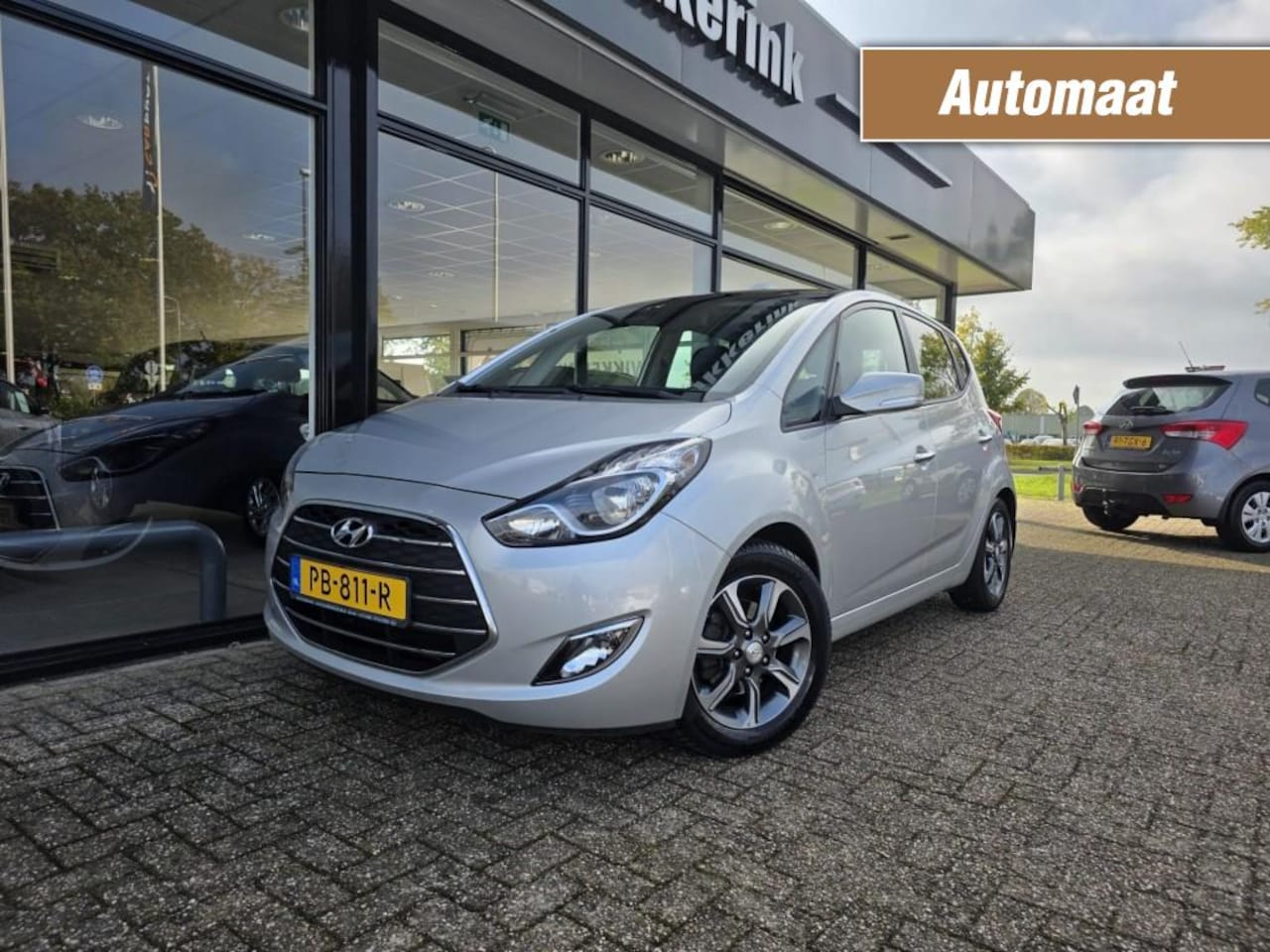 Hyundai ix20 - 1.6I PREMIUM AUTOMAAT PANO/CLIMA/CRUISE/NAVI/TREKHAAK - AutoWereld.nl