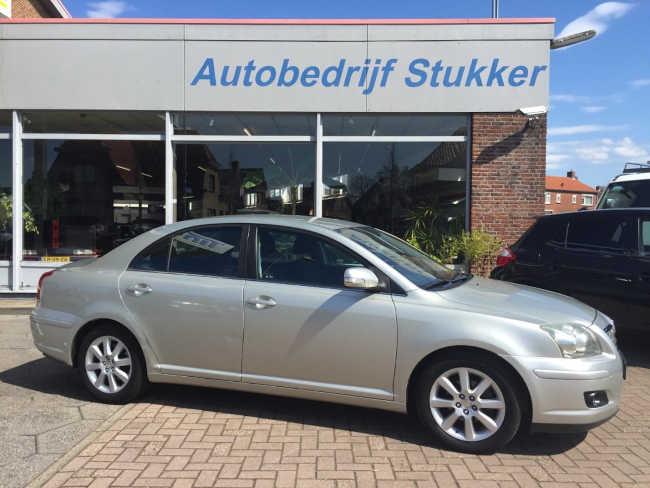Toyota Avensis - 1.8 VVT-i Linia Luna Automaat Sedan Airco *let op* - AutoWereld.nl