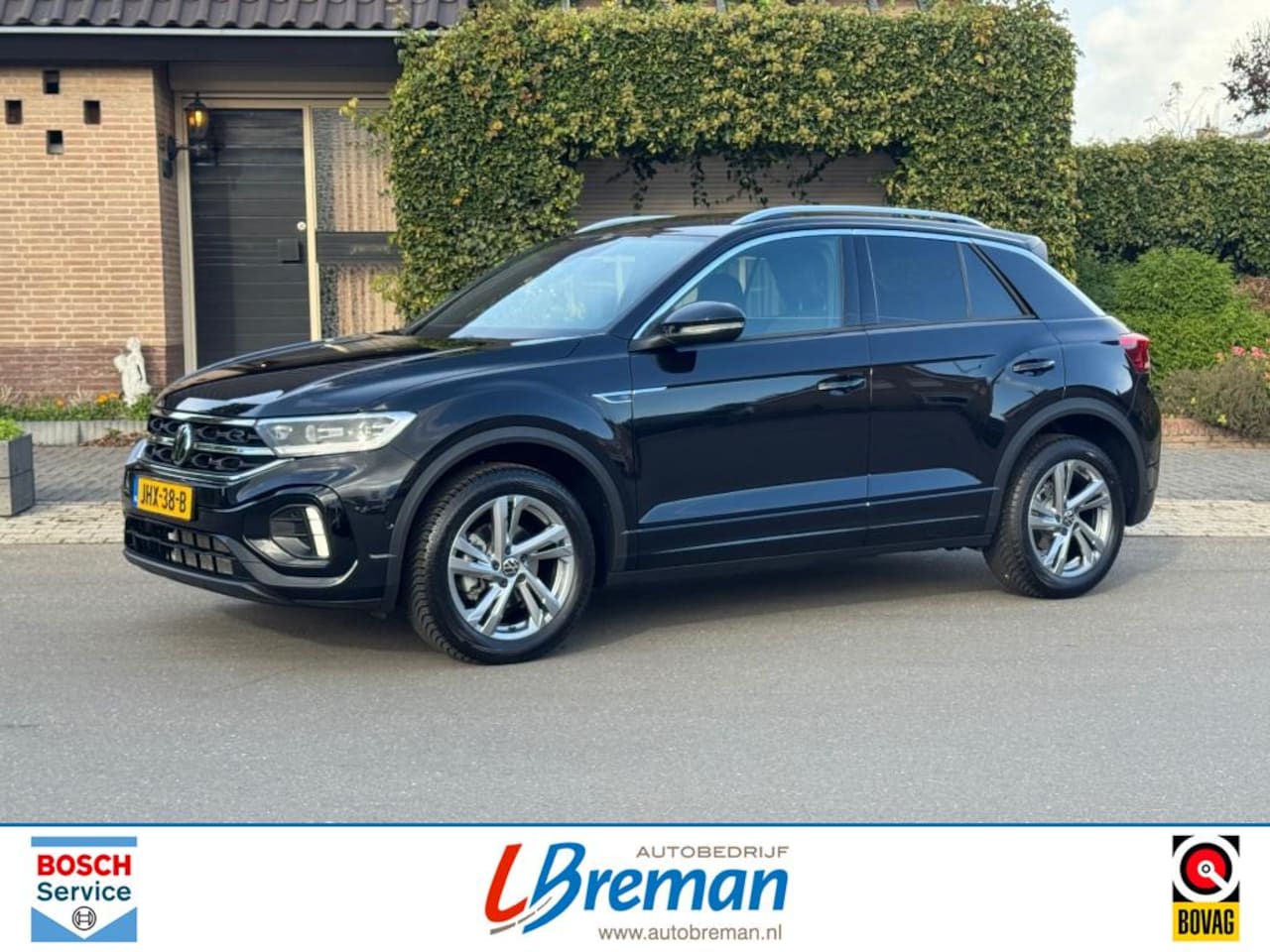 Volkswagen T-Roc - 1.5 TSI 150pk DSG R-LINE EDITION Trekhaak - AutoWereld.nl
