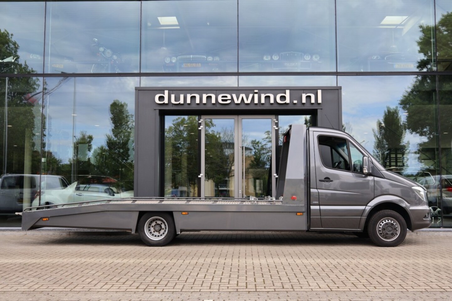 Mercedes-Benz Sprinter - 519 3.0 Tijhof oprijwagen *Luchtvering*Lier*Xenon/Led*Cruise*Navi - AutoWereld.nl