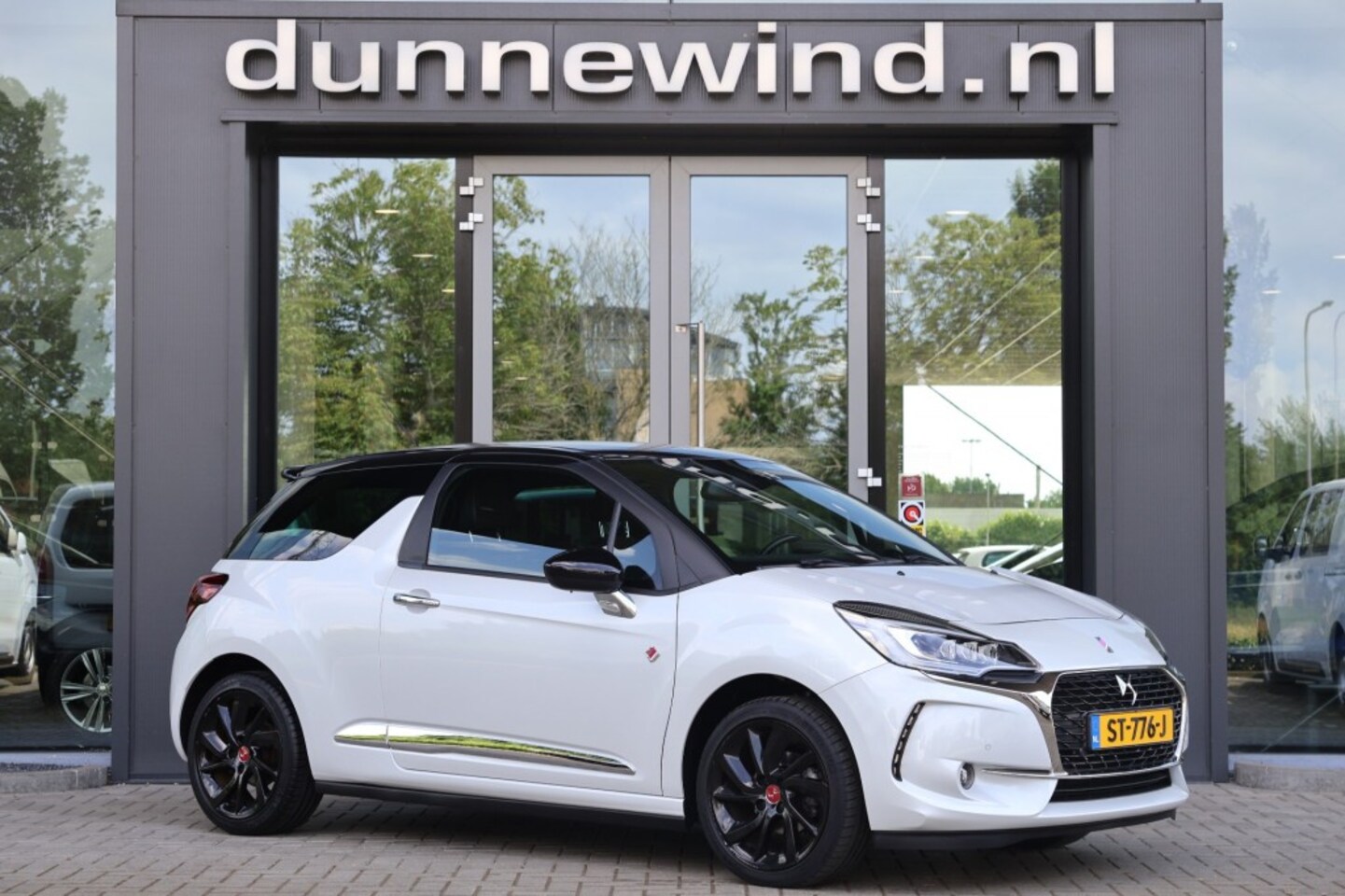 DS 3 - 1.2 Performance Line *Parelmoer*LED* - AutoWereld.nl
