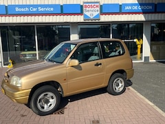 Suzuki Grand Vitara - 2.0 3drs 4x4 HANDBAK / AIRCO / NL-auto / 1e eigenaar #COOL