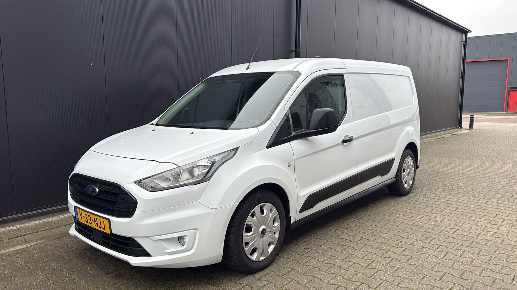 Ford Transit Connect - 1.0 Ecoboost L2 Lang 3 Persoons - AutoWereld.nl