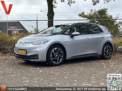 Volkswagen ID.3 - Life 58 kWh | € 10.450, - NETTO | Climate | Cruise | Navi | PDC | Stoel/Stuurverwaming | A