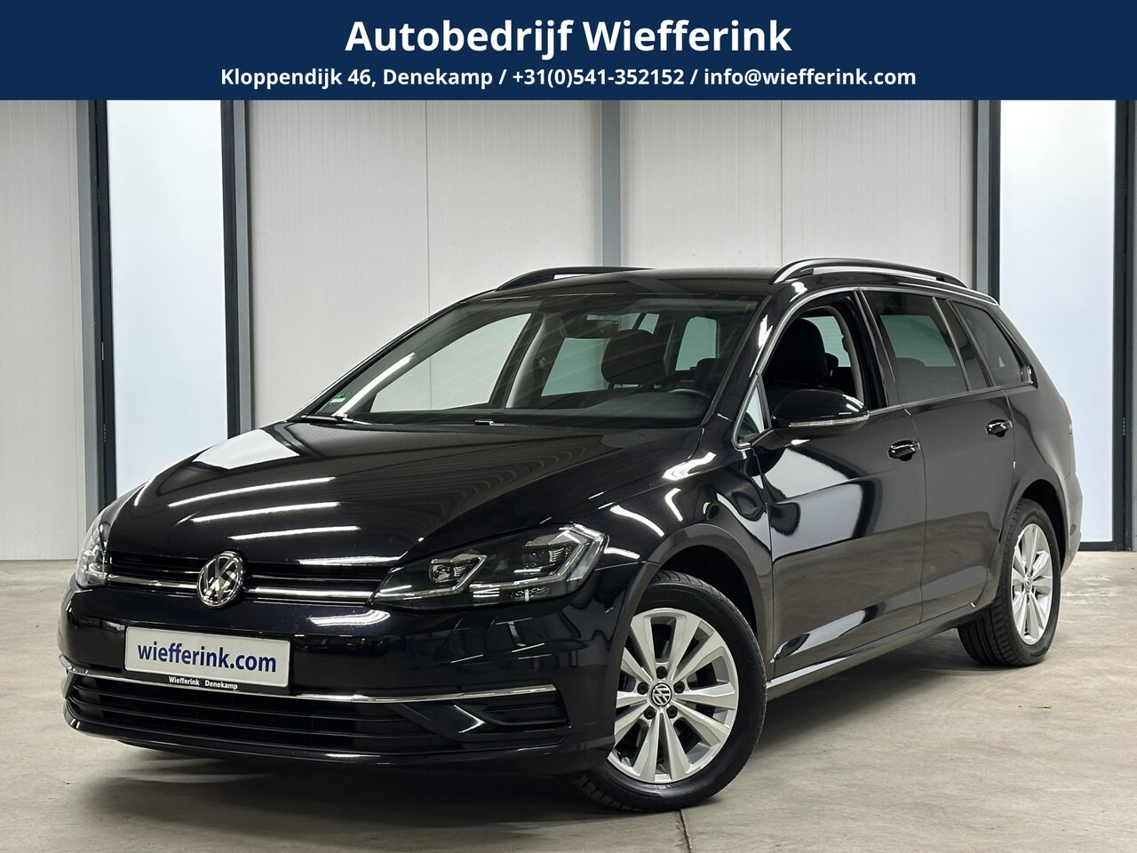 Volkswagen Golf Variant - 1.0 TSI Comfortline | LED | ACC | Trekhaak | Stoelverwarming | - AutoWereld.nl