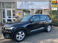 Volvo XC40 - 1.5 T2 Momentum Pro