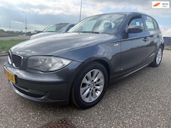 BMW 1-serie - 118i Airco1Ste Eigenaar APK 5-2026 Lichtmetalen Velgen 5DEURS