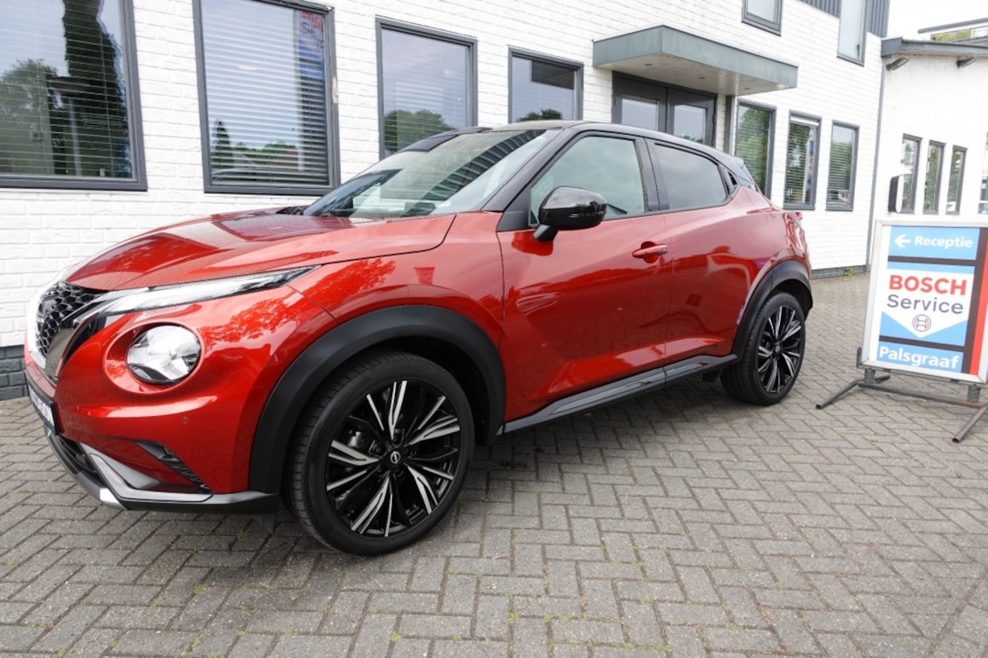 Nissan Juke - 1.0 DIG-T Enigma 1.0 DIG-T ENIGMA ,Clima ,Navi ,Two Tone - AutoWereld.nl