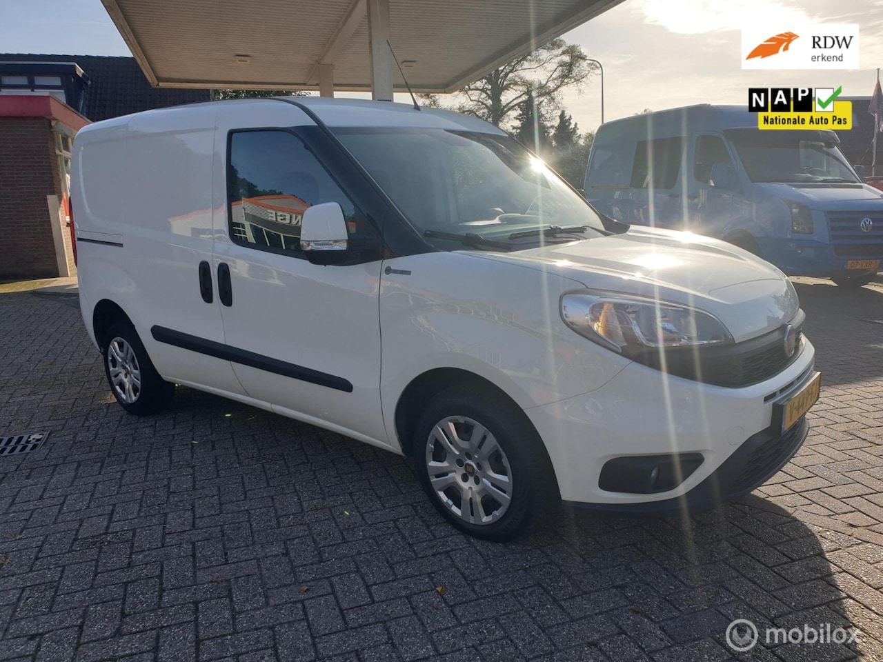 Fiat Doblò Cargo - 1.3 MJ L1H1 SX 1.3 MJ L1H1 SX - AutoWereld.nl