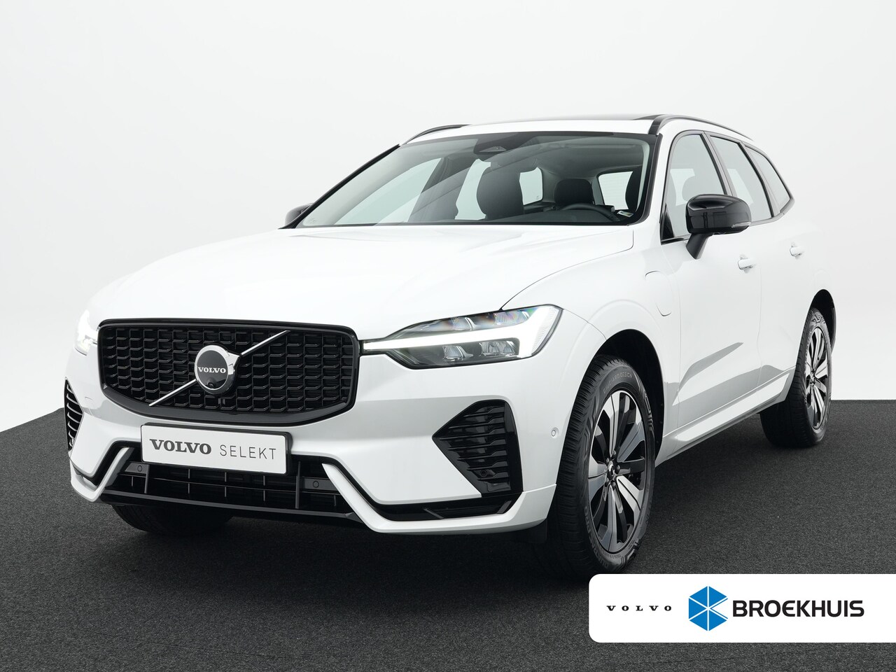 Volvo XC60 - 2.0 T6 Plug-in hybrid AWD Plus Dark | Long Range | 360° Camera | Panoramadak | Leder | Ele - AutoWereld.nl
