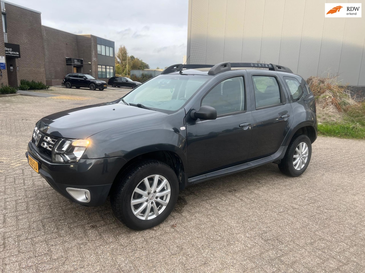Dacia Duster - 1.2 TCe 4x2 Lauréate 1.2 TCe 4x2 Lauréate ((( nieuwe apk / onderhouden))) - AutoWereld.nl