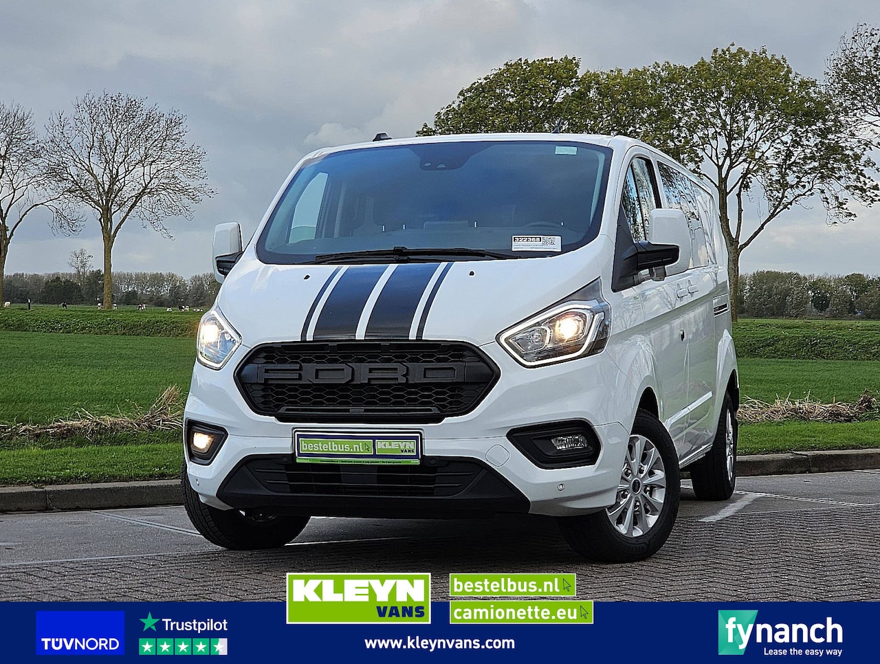 Ford Transit Custom - 2.0 L2 DubbelCabine Navi - AutoWereld.nl
