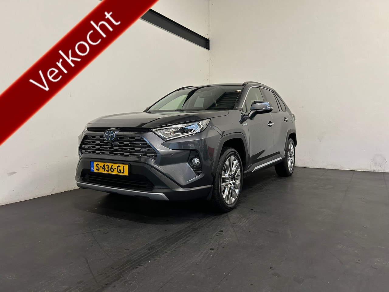 Toyota RAV4 - 2.5 Hybrid AWD Bi-Tone. Memory. stoelverw! - AutoWereld.nl