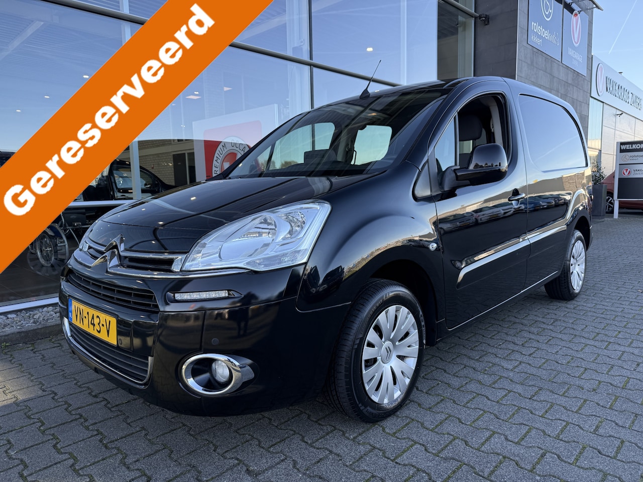 Citroën Berlingo - 1.6 e-HDI 500 Club 1.6 e-HDI 500 Club (Mooie frisse Berlingo met side-to-side aanpassing!) - AutoWereld.nl