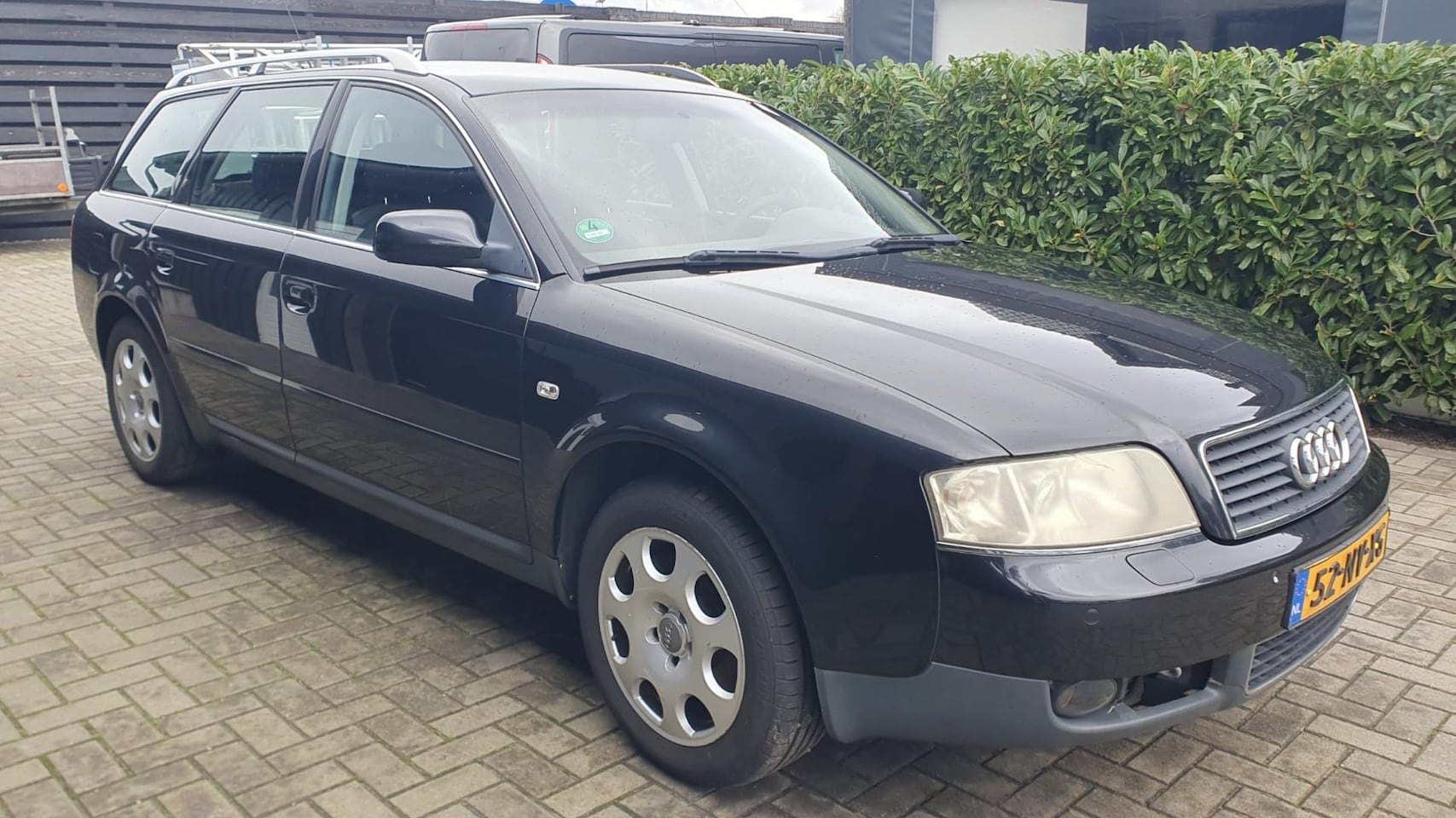 Audi A6 Avant - 2.4 MT Automaat *LEES TEKST*