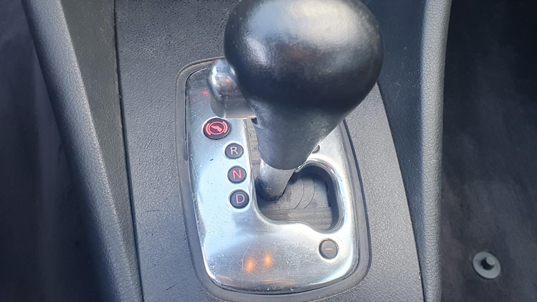 Audi A6 Avant - 2.4 MT Automaat *LEES TEKST*