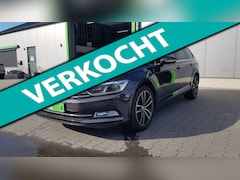 Volkswagen Passat Variant - 2.0 TDI Highline Business R Zeer compleet met vele opties Goed onderhouden Airco ACC Cruis