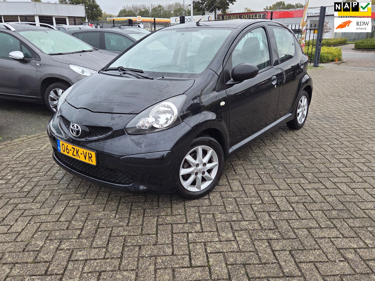 Toyota Aygo - 1.0-12V/AIRCO/NAP - AutoWereld.nl