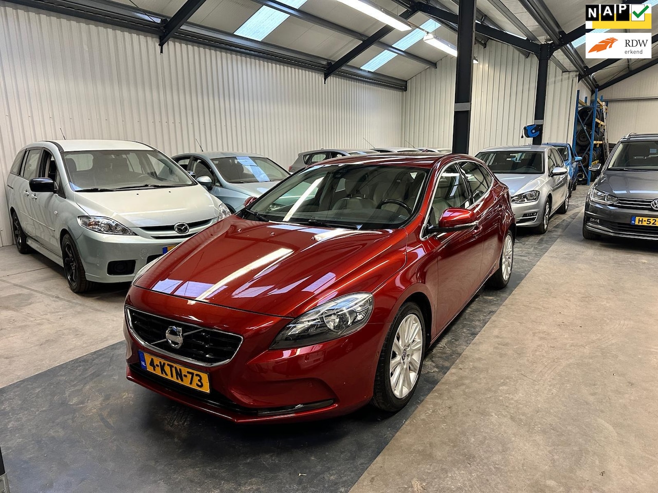 Volvo V40 - 1.6 T3 Summum 1.6 T3 Summum - AutoWereld.nl